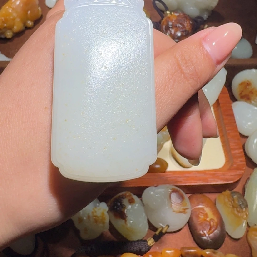 和田玉挂件未镶嵌初*天