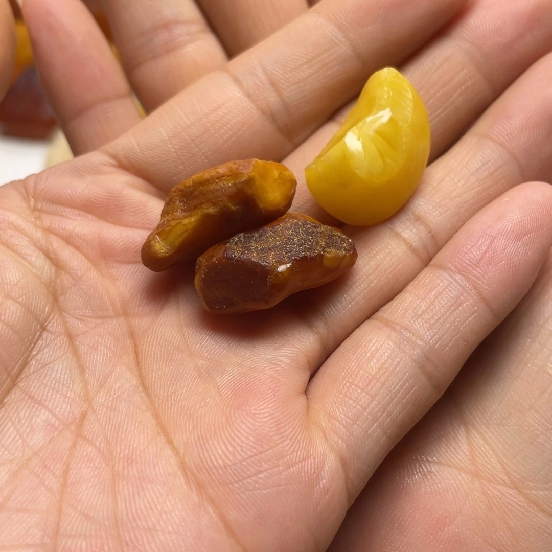 定制琥珀未镶嵌✨****司随形珠