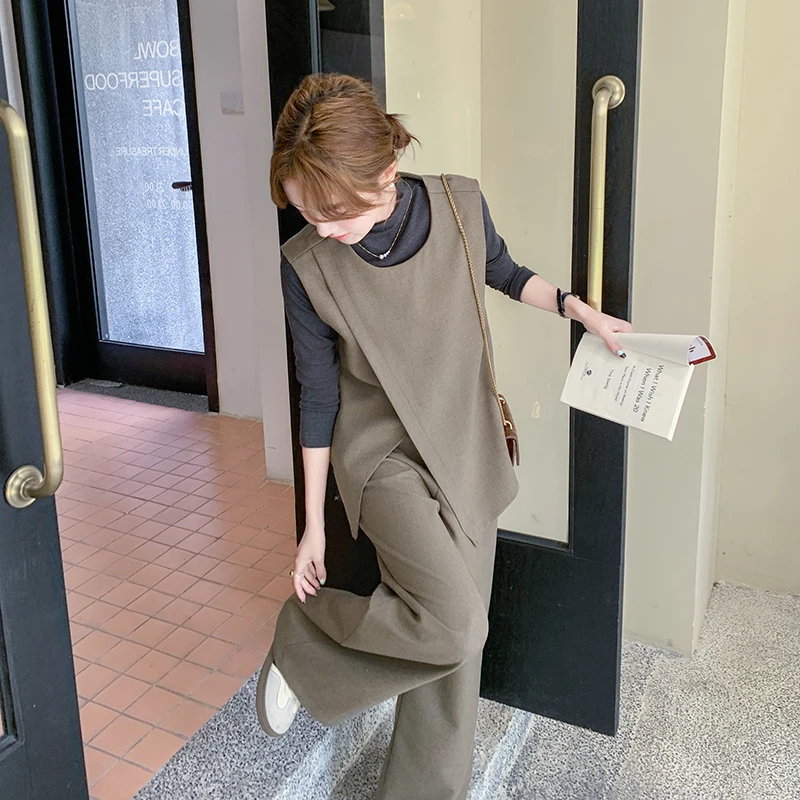 一整套御姐轻熟穿搭马甲套装女2025春秋新款洋气减龄阔腿裤三件套