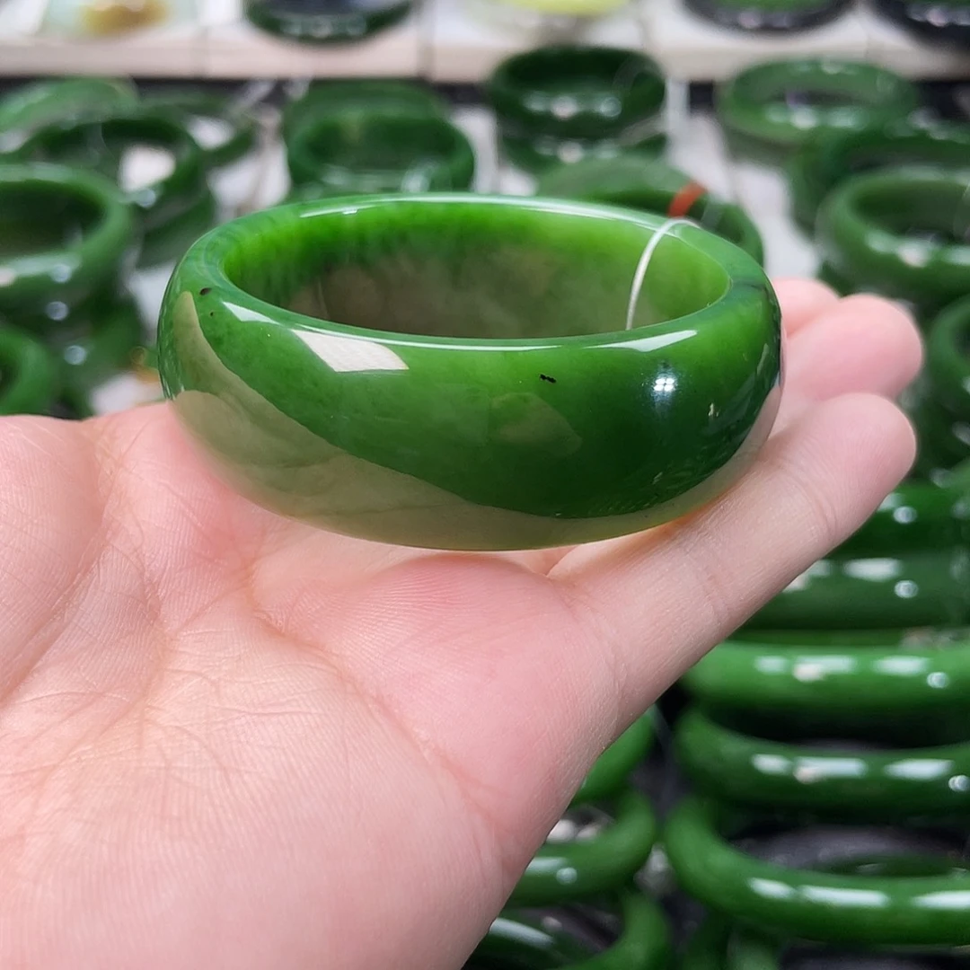 和田玉（碧玉）手镯未镶嵌