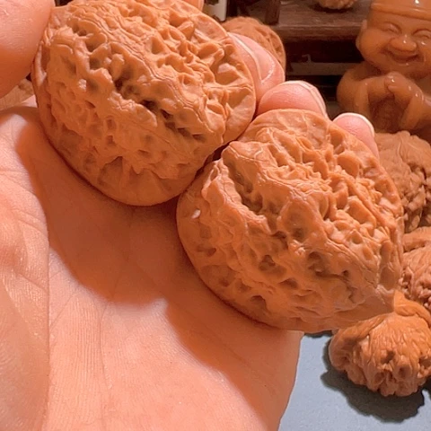 文玩核桃把件季*长观音肚38