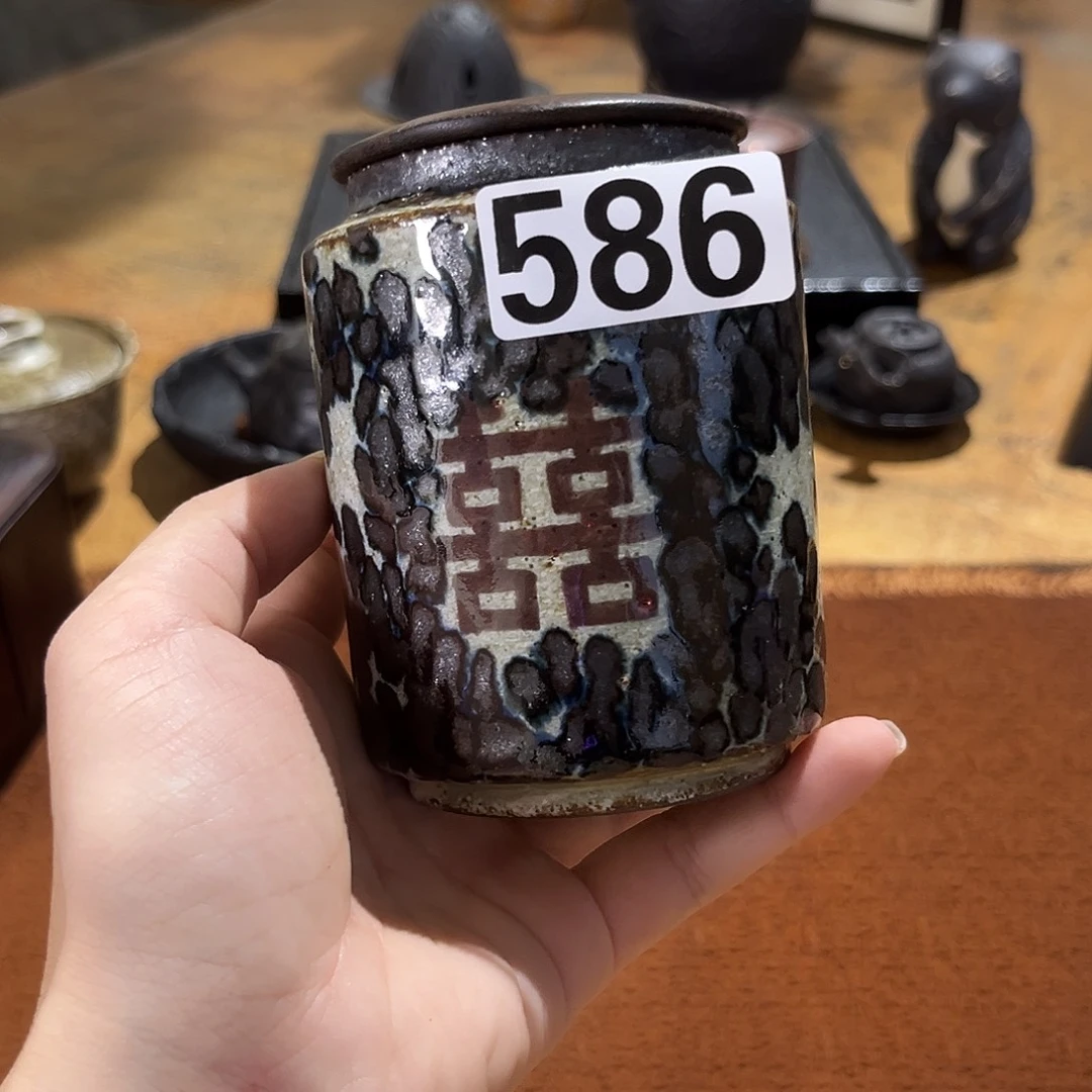 蛐***狂景德镇鱼和熊手工陶艺