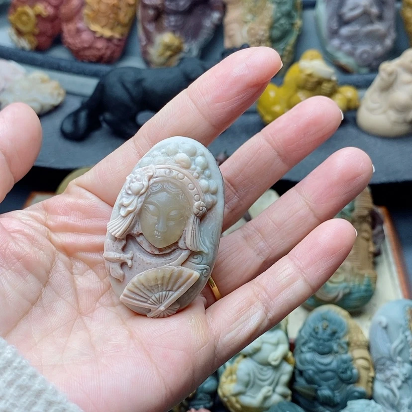 【闪购商品】定制石英质玉吊坠未镶嵌