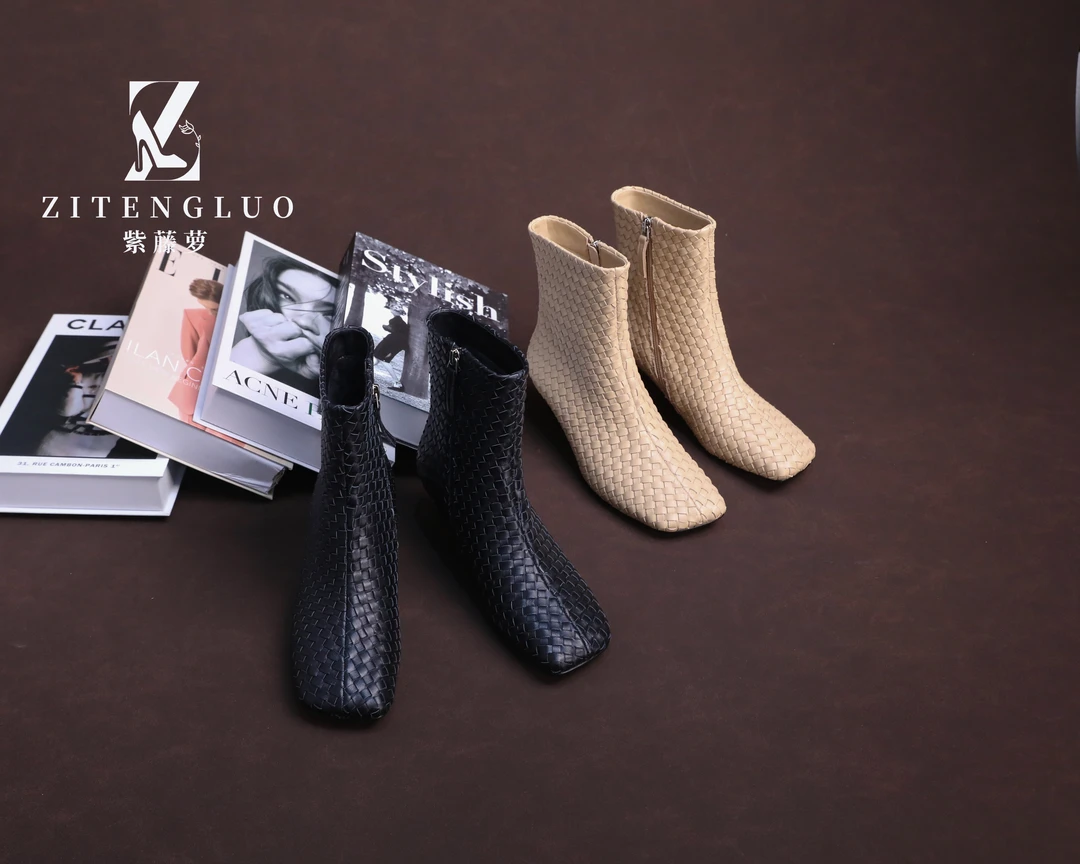 ZiTengLuo/25年早秋时尚编制纯色方头拉链小跟女短靴8997-0605