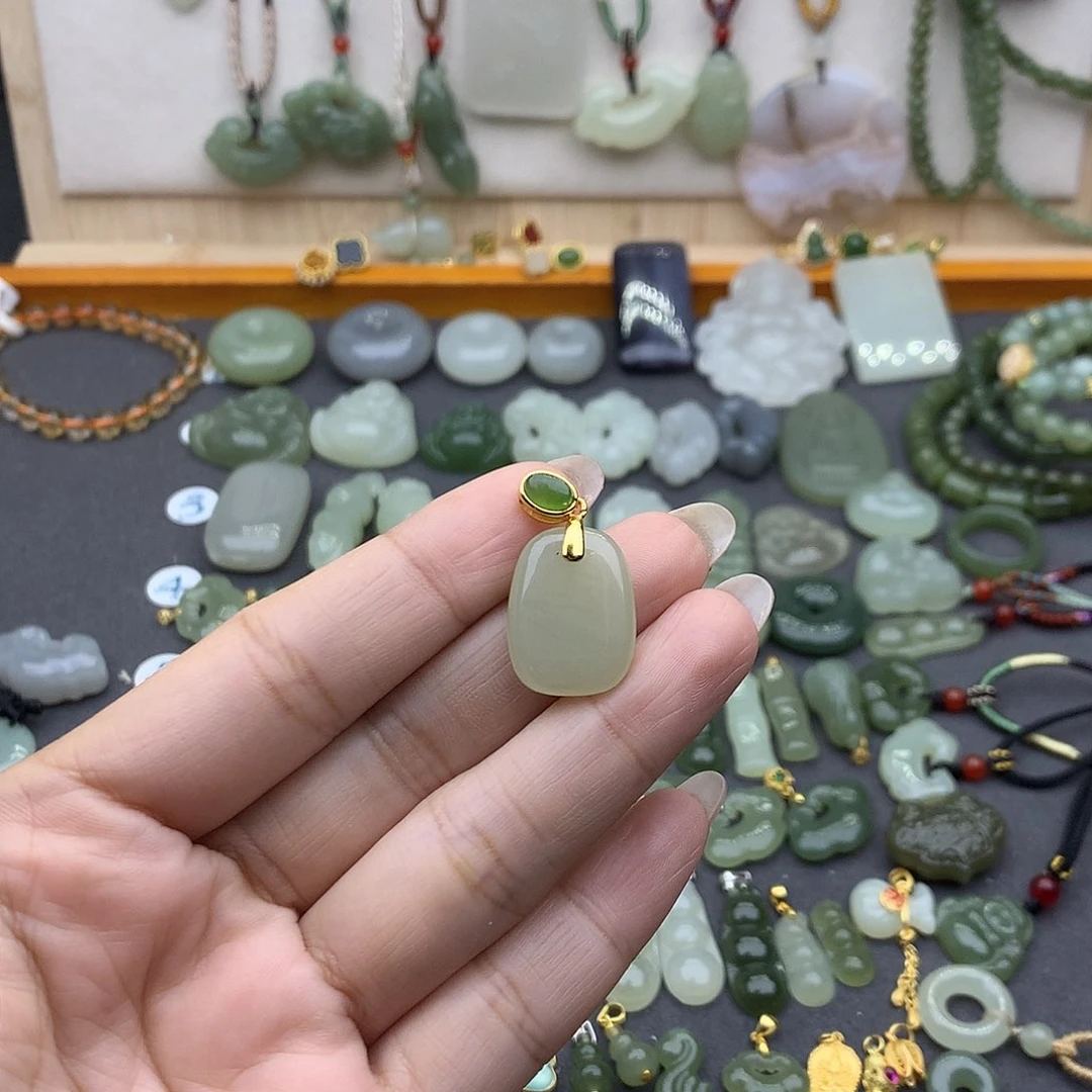 和田玉吊坠(不含链)银S925镶嵌