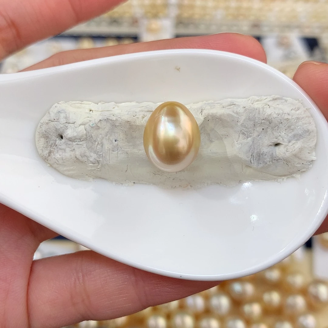 未镶嵌金珠11mm 海水珍珠