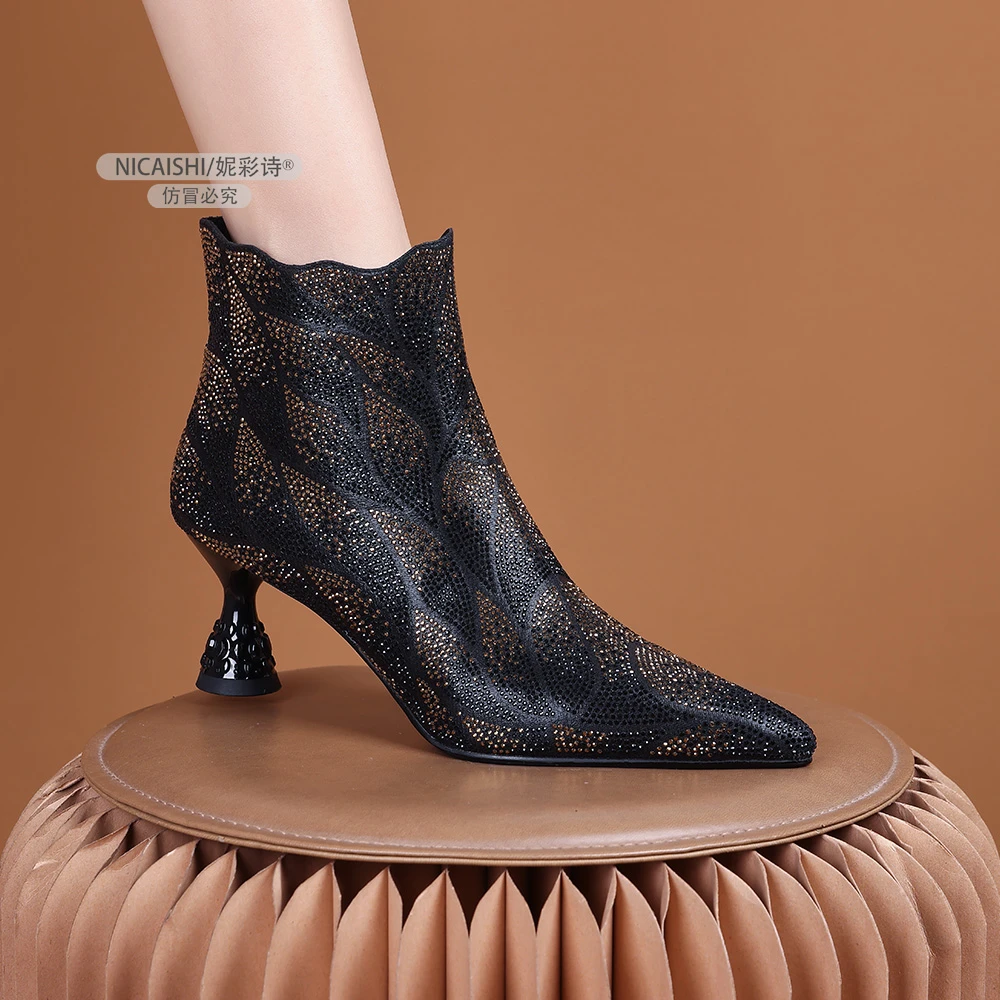 2025年新款欧美高级感时尚满钻优雅气质尖头粗跟时装女短靴3457