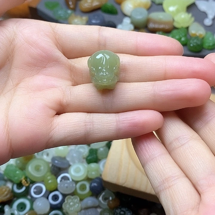 未镶嵌和田玉挂件晴*