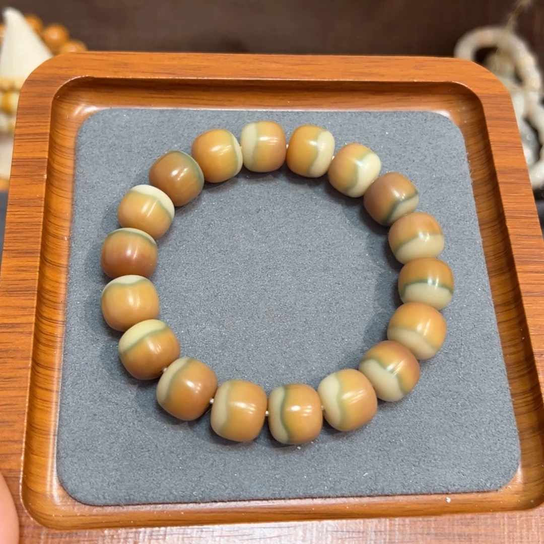 o***o菩提根/象牙果吊坠197晚来知秋