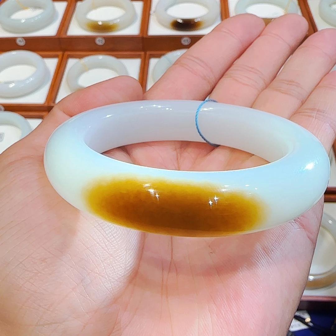 和田玉未镶嵌手镯且末传承级一口糖（一级白）57 58 59
