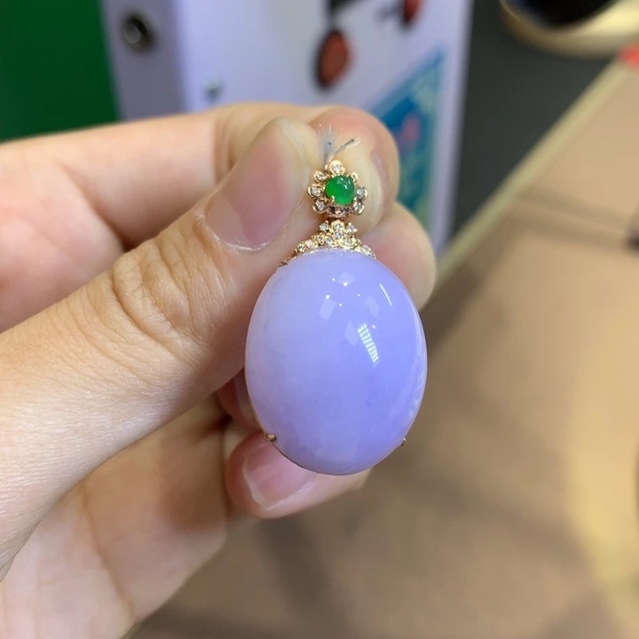 颈饰18K金镶嵌翡翠翡翠