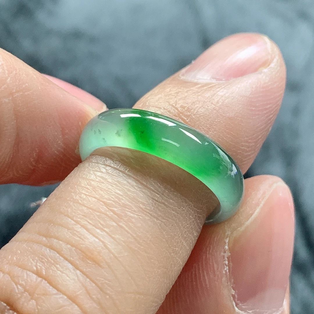 13圈天然翡翠A货冰种起光阳绿色戒指指环戒圈尾戒4.6-2.2mm1.94g