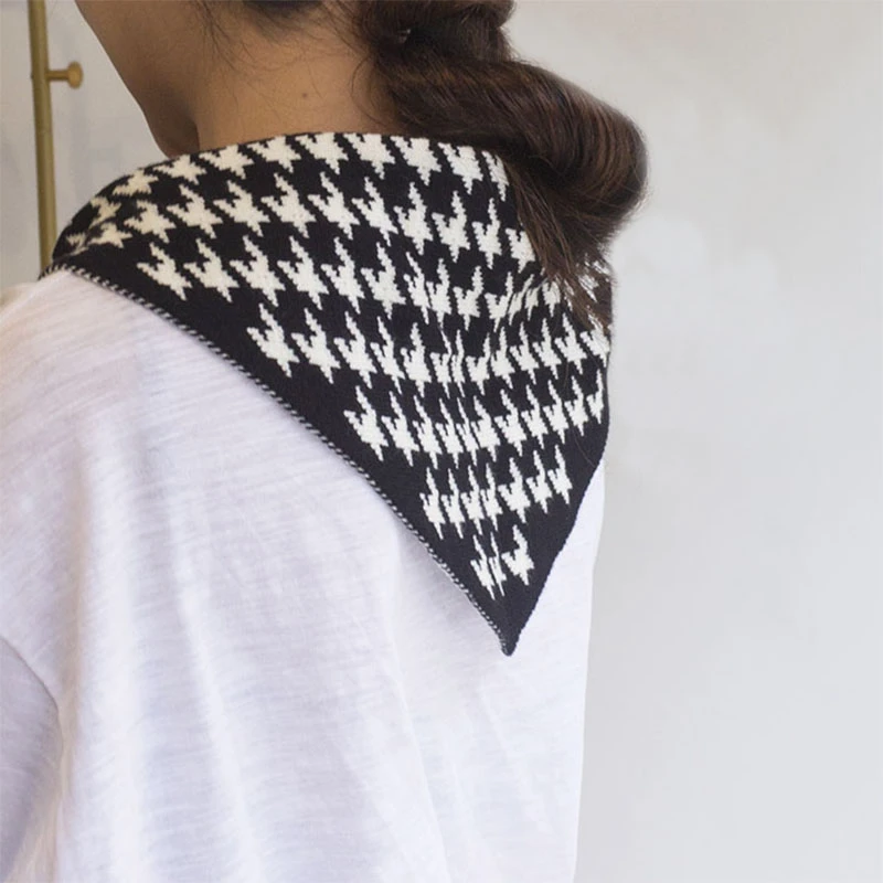 韩式千鸟格三角披肩