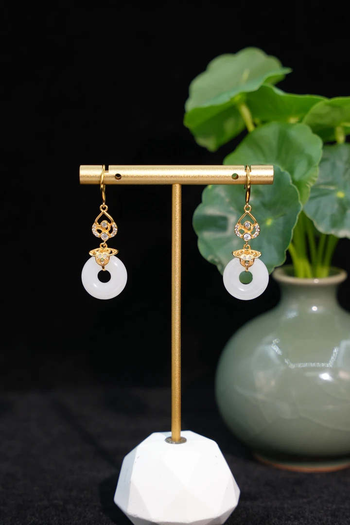 13+白玉平安扣耳钩多样性发一件JJZ1623912