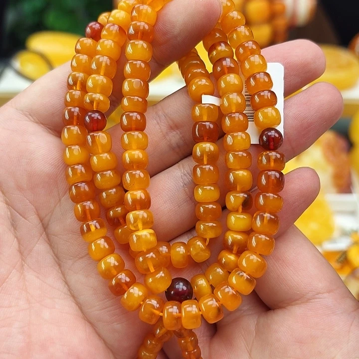 未镶嵌颈饰琥珀假一赔十，特价