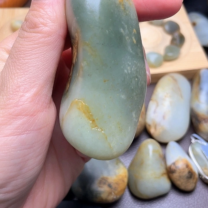 颈饰未镶嵌和田玉6