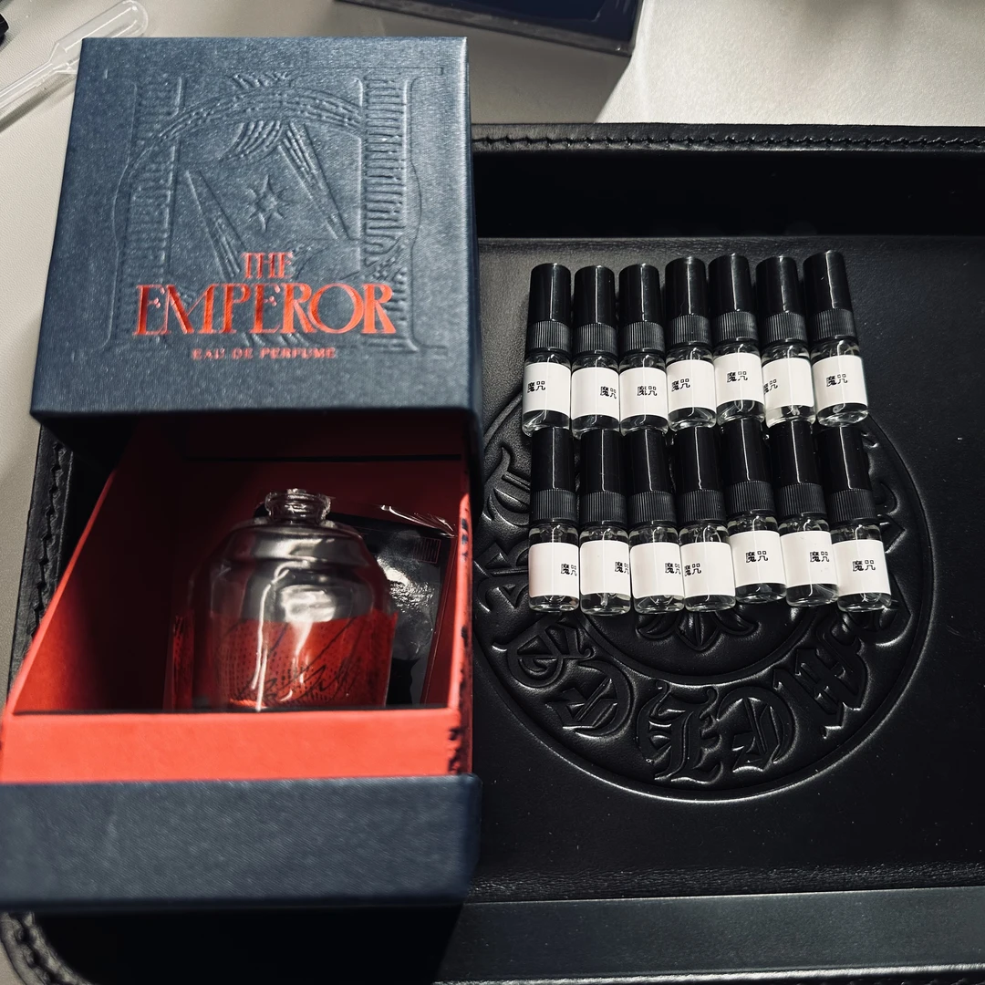 韩漫香水2mlccl（魔咒水边限定士麦那一步之遥公私分明）