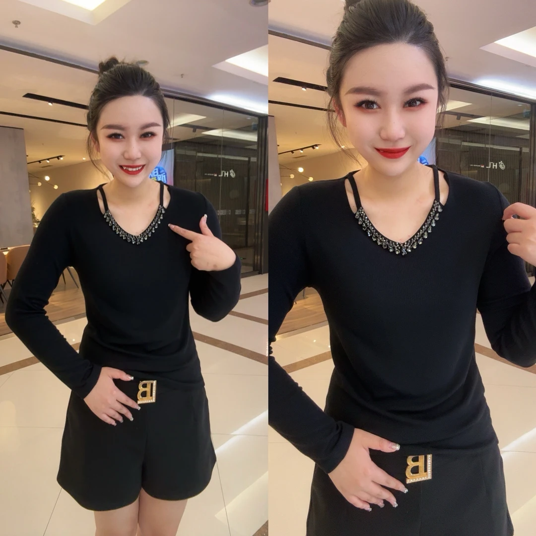 超美水钻慕斯绒V领衫