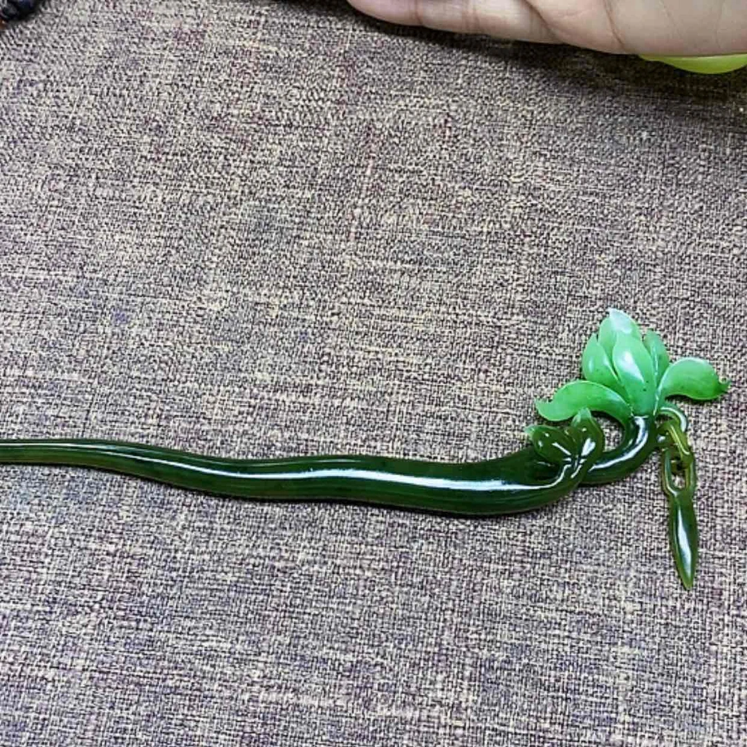 【闪购商品】未镶嵌和田玉（碧玉）把件