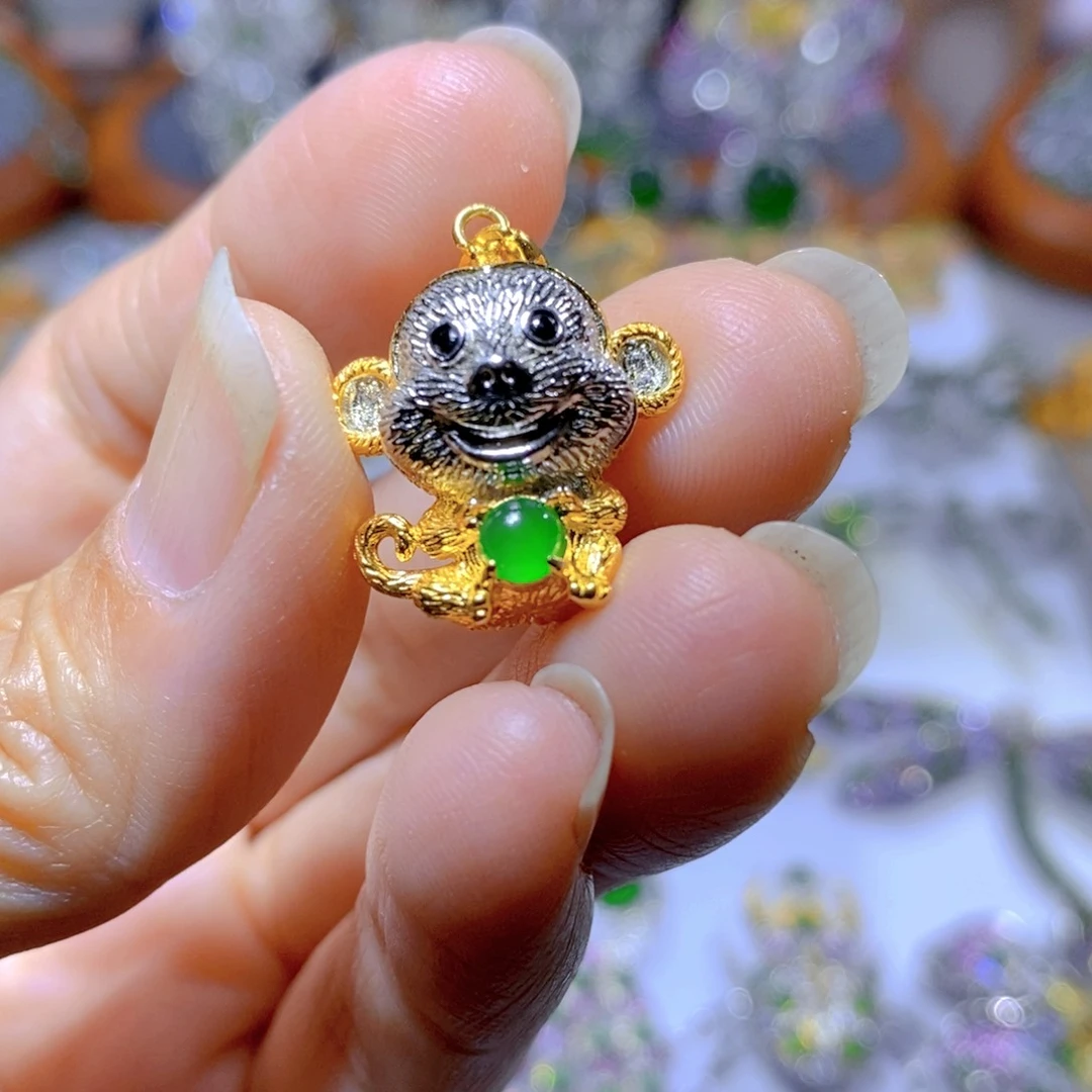 翡翠颈饰银S925镶嵌天然翡翠