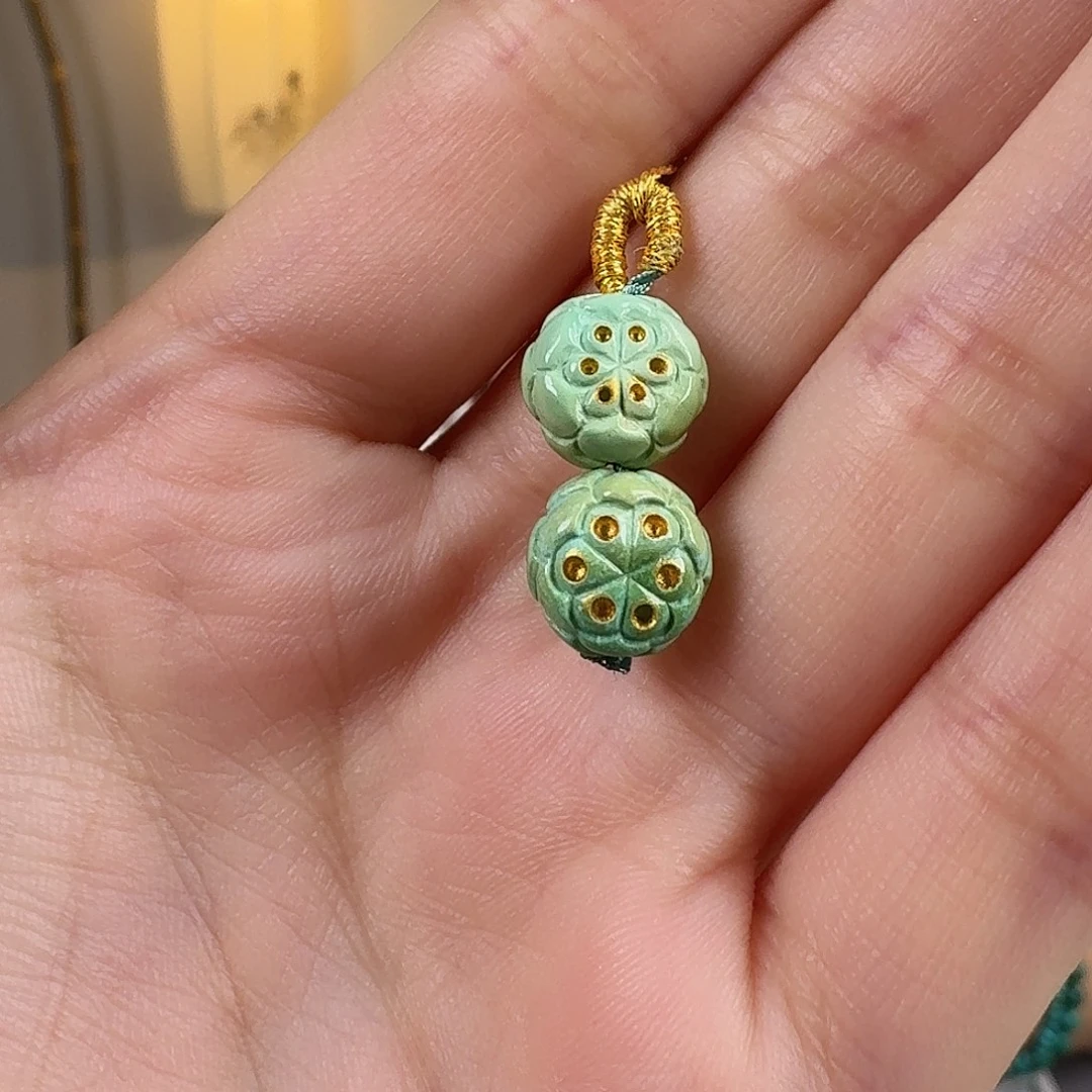 绿松石未镶嵌挂件