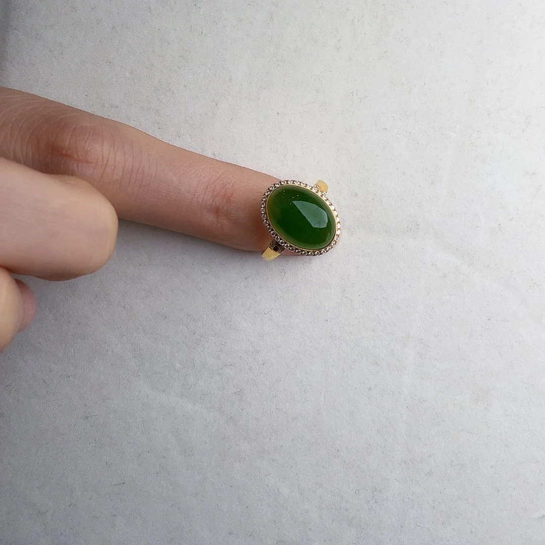 和田玉（碧玉）戒指18K金镶嵌