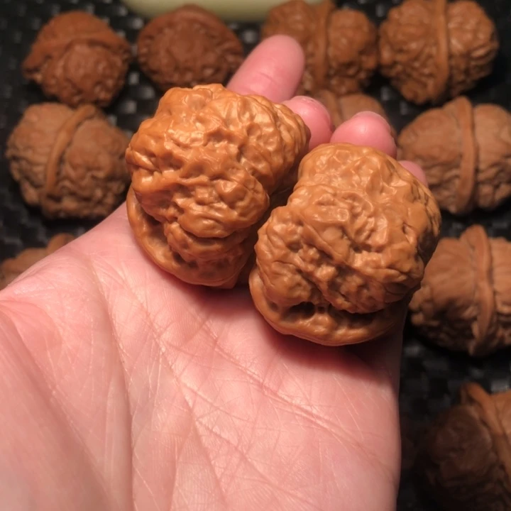 文玩核桃把件一**花蛤蟆