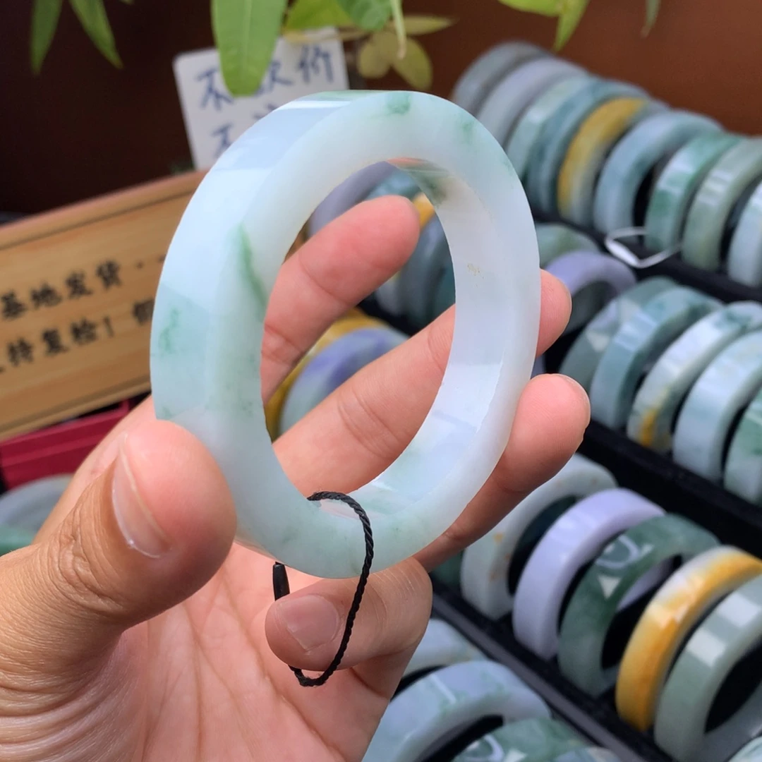 定制翡翠手镯未镶嵌定制手镯