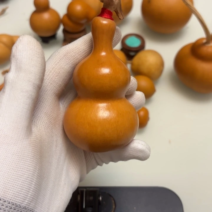 m***e天然手捻老皮的葫芦