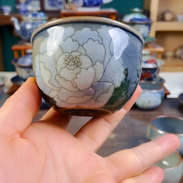 瓷片手工制作工艺精湛等