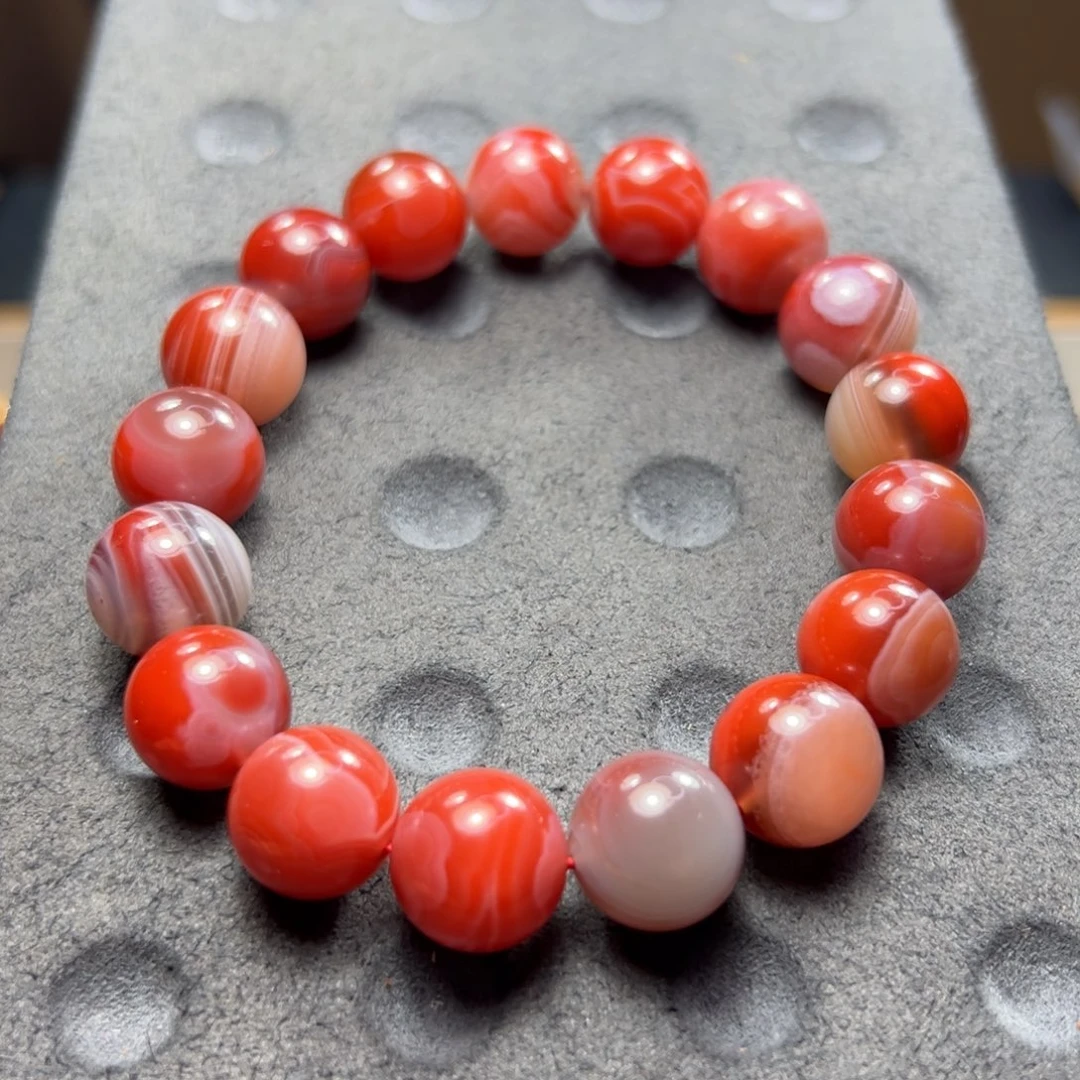 南红玛瑙东山大陷料南红缠丝纹手串尺寸13m m未镶嵌