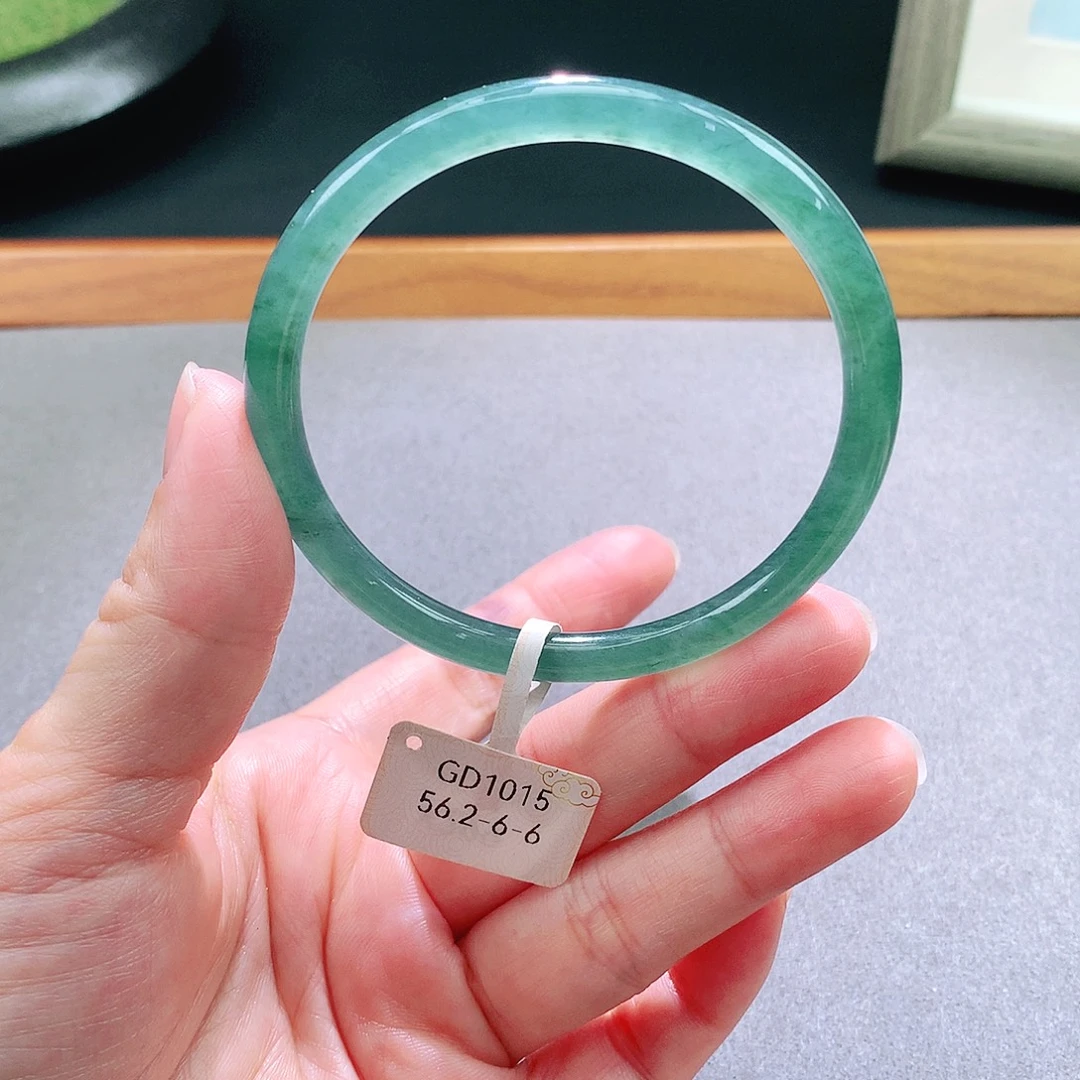 翡翠未镶嵌手镯天然翡翠手镯a货