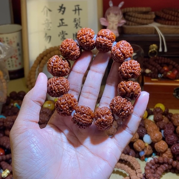 吊坠金刚菩提南****?216玉化手持
