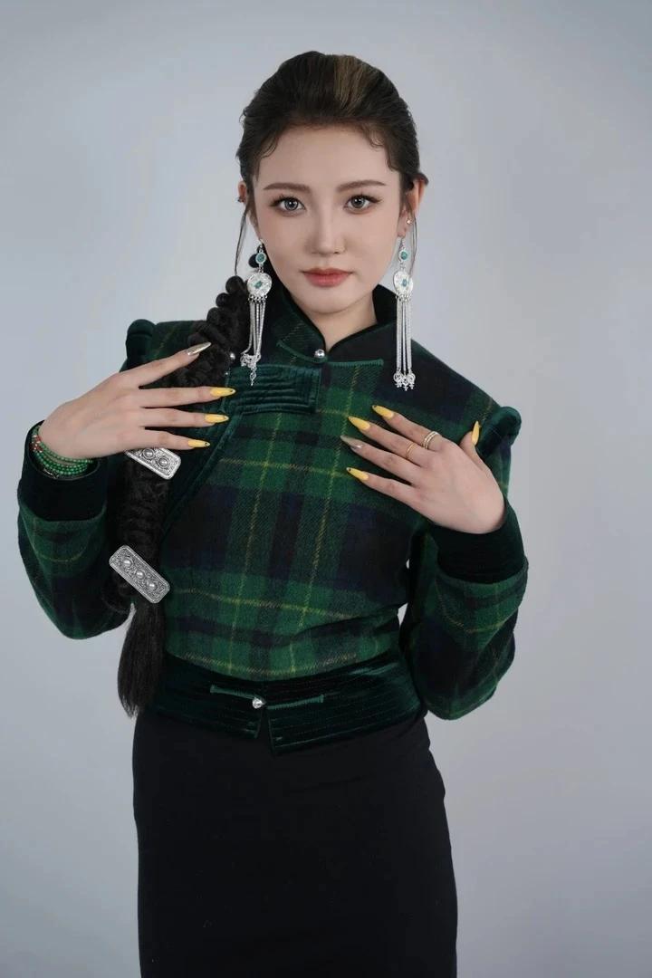 MXWP-1149 森系蒙古时装短外套立领拼接上衣保暖秋冬百搭加厚女装