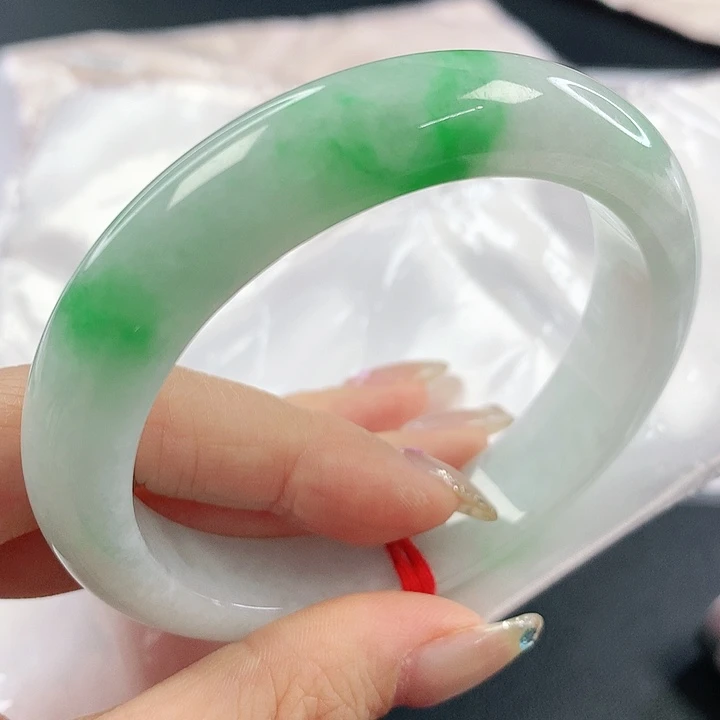 未镶嵌手镯翡翠，308