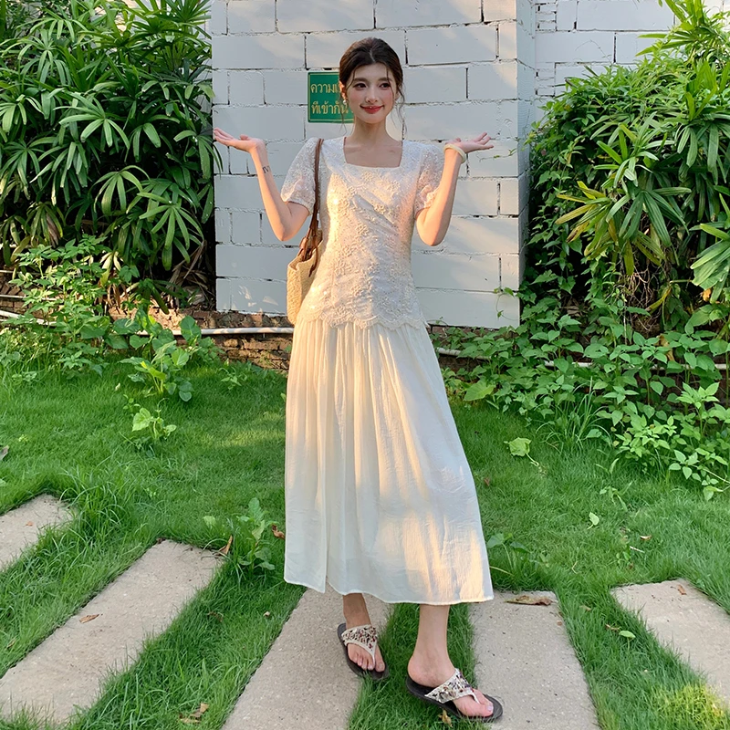 法式高级感蕾丝拼接连衣裙小个子温柔轻奢长裙子7053