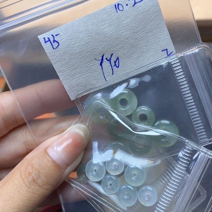 翎***定制翡翠未镶嵌不退