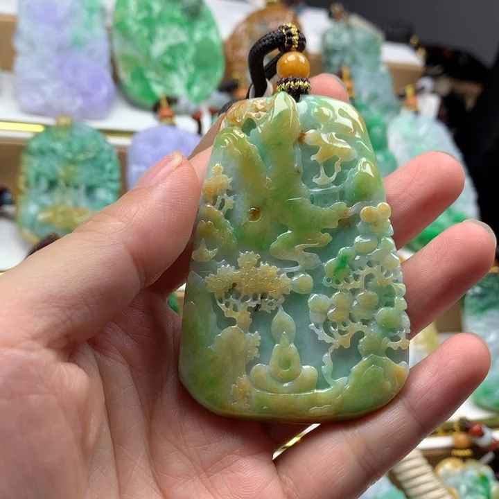 翡翠未镶嵌颈饰吊坠