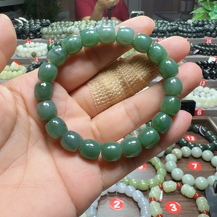 未镶嵌手链和田玉（碧玉）直切卡10