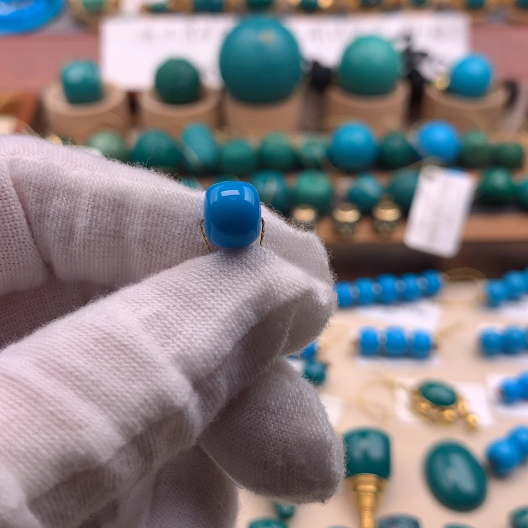 R****绿松石未镶嵌珠宝奇石