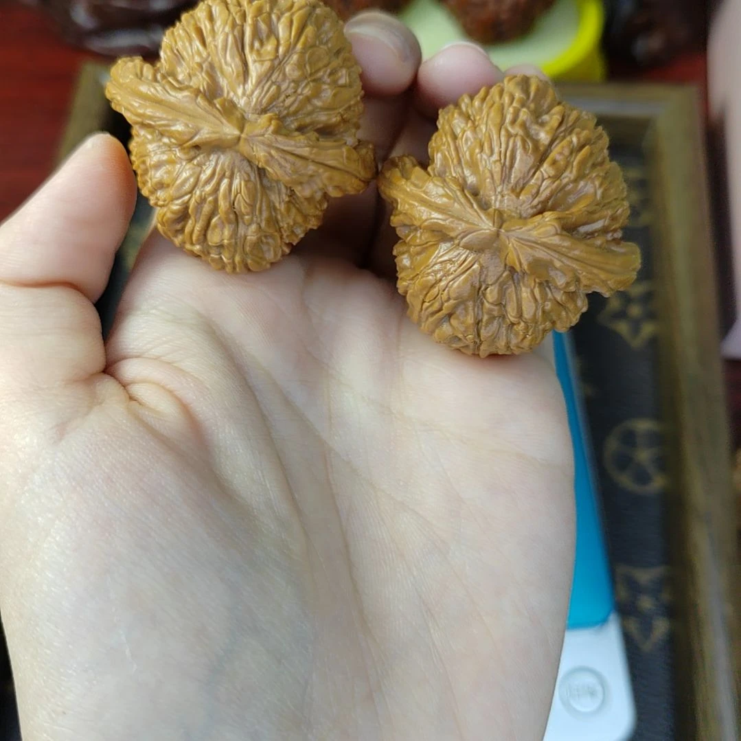 吊坠文玩核桃白狮子