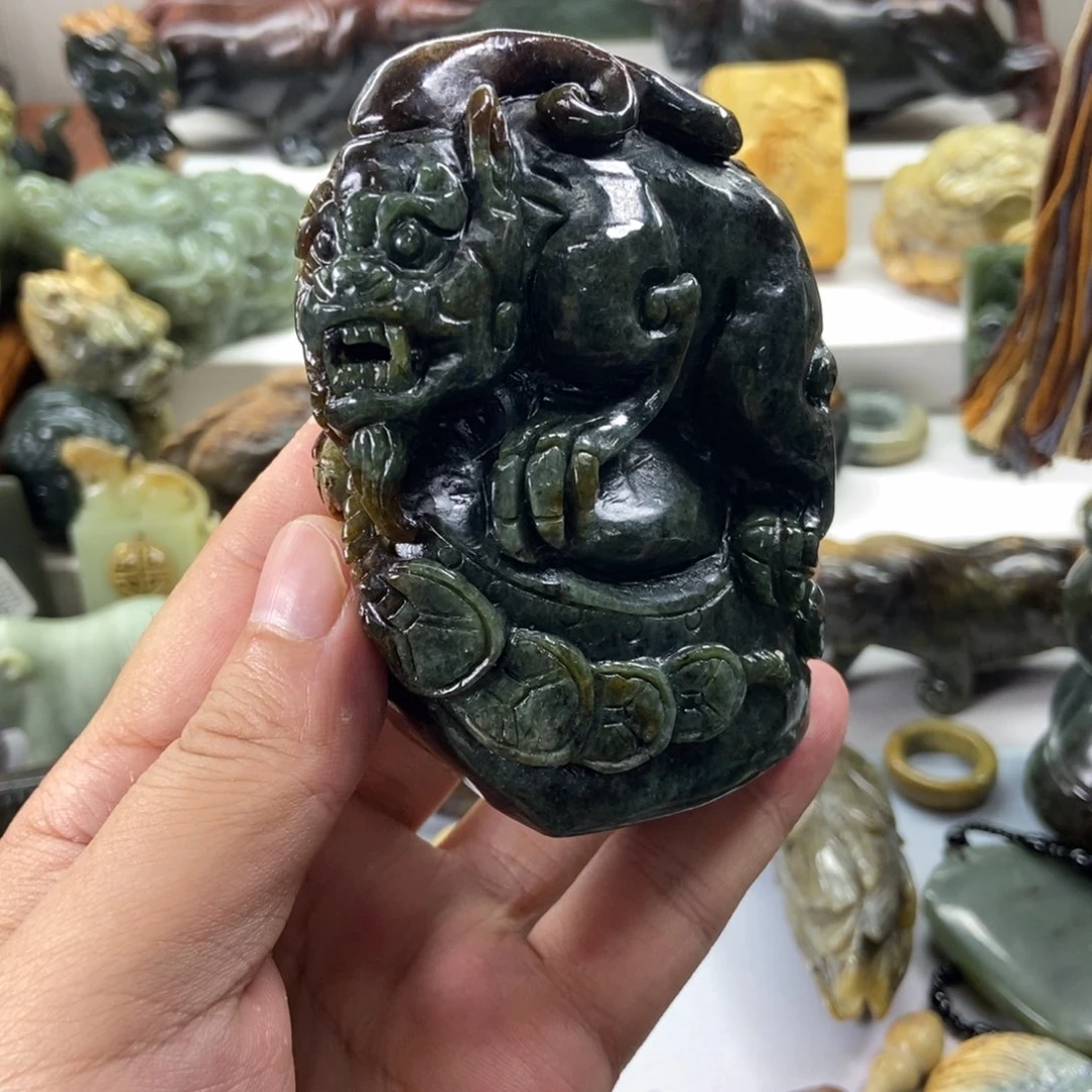 岫岩河磨玉（透闪石质玉）未镶嵌把件