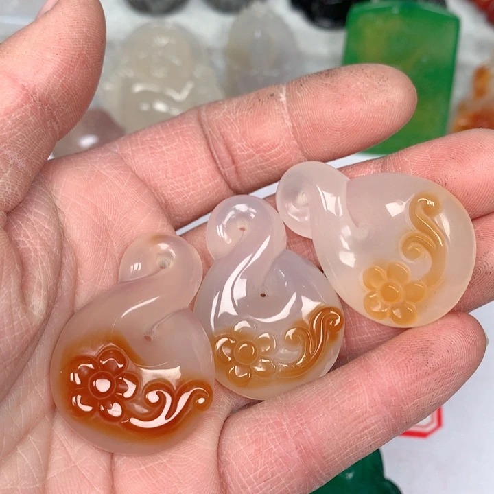玛瑙/玉髓颈饰未镶嵌N****