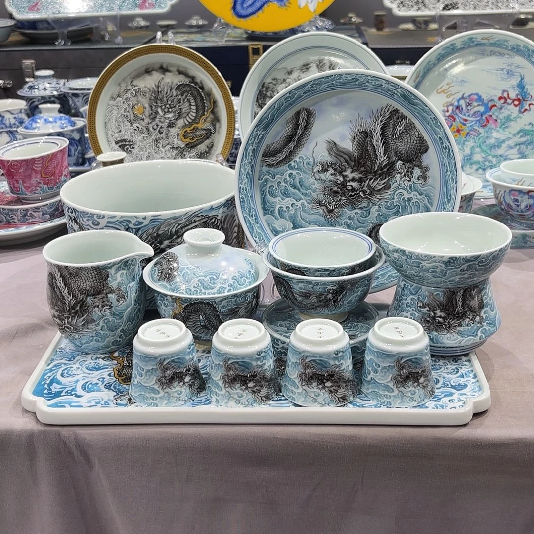 瓷片景德镇陶瓷学院等单位联合主办