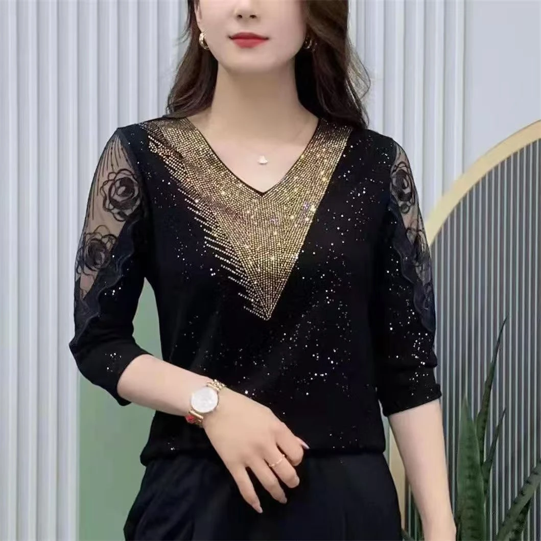 V领烫钻七分袖蕾丝印花妈妈T恤烫钻春秋显瘦春季拼接洋气打底衫