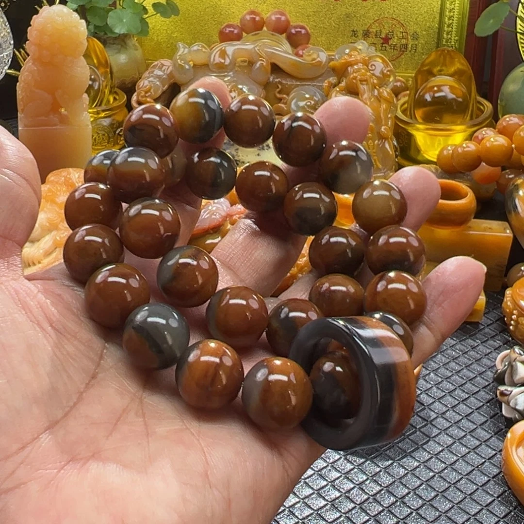 石英质玉未镶嵌颈饰