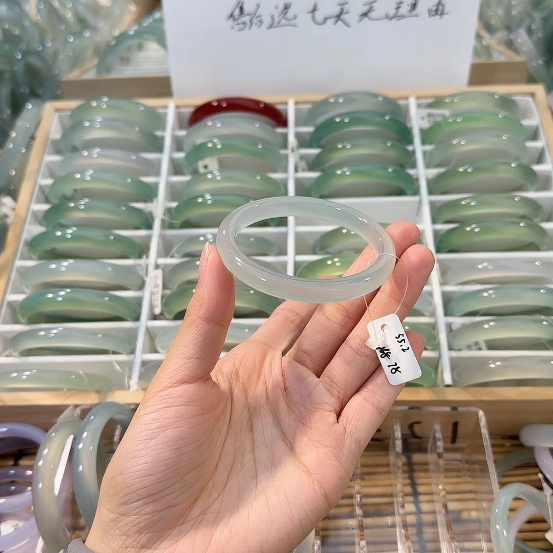 玛瑙/玉髓未镶嵌手镯圈口55.2