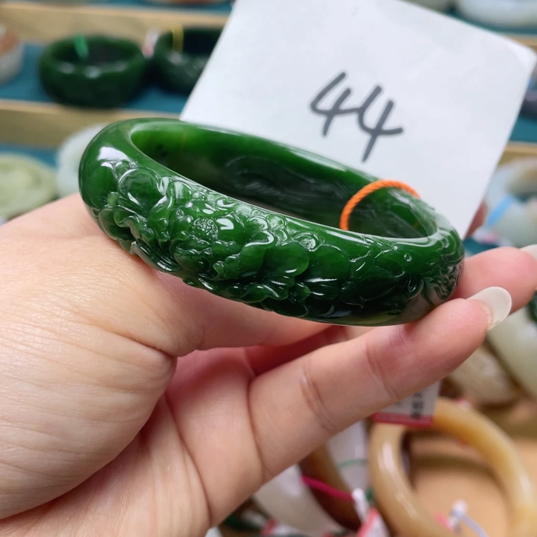 未镶嵌手镯和田玉圈口60