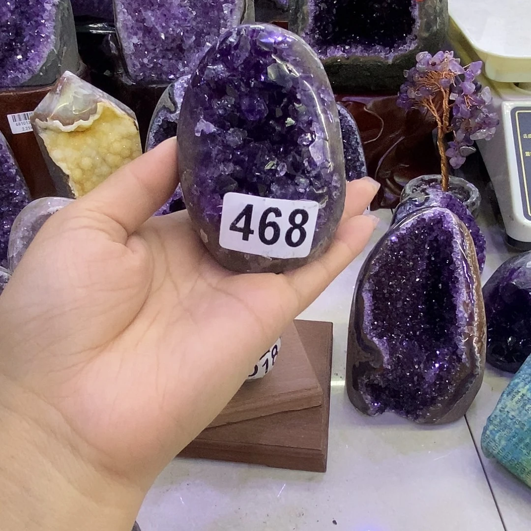 V***n大型摆件（非配饰）未镶嵌紫晶