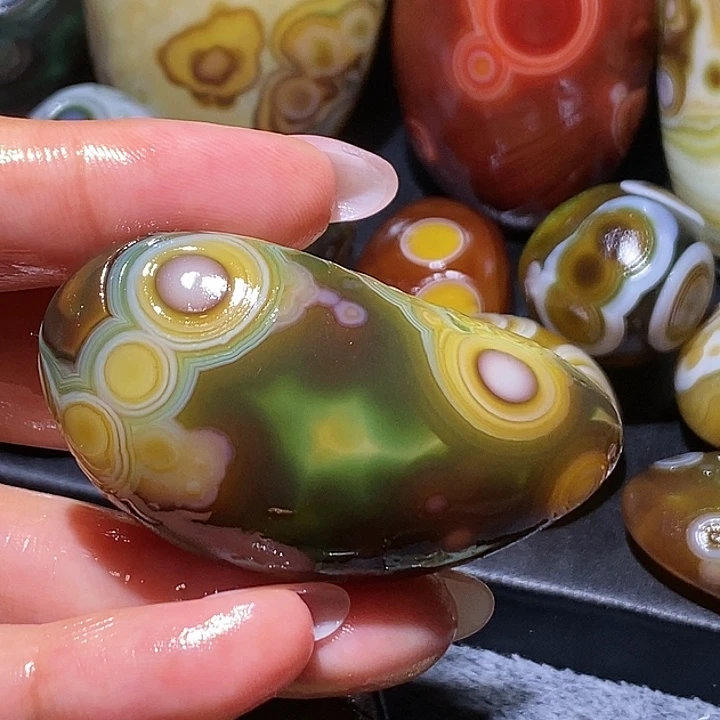 玛瑙/玉髓未镶嵌珠宝奇石61